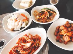 -牛信亭韩国料理·炭火烤肉(紫藤路店)