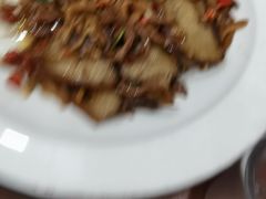 -湖南人家湘菜馆(镇江路店)