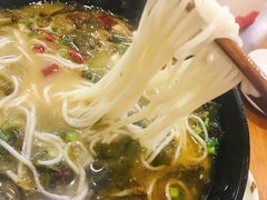 酸菜鱼米线-常鲜德乐购迎桂馒头店(麻巷公寓店)