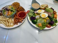 -丽莎沙拉轻食餐厅(国贸店)