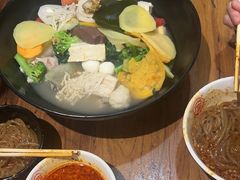 -万记麻辣烫国展总店
