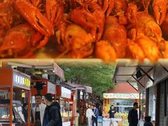 -三亚火车头万人海鲜广场