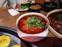 -三人行骨头王火锅(长寿店)