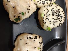 鲜肉虾仁双拼-小杨生煎(龙阳广场店)