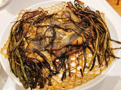 葱烤鸦片鱼头-老吉士酒家(天平路店)