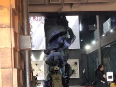 -成都许燎源现代设计艺术博物馆