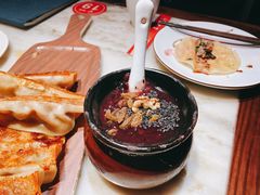 黑五谷养生粥-红蜡烛•瓦罐粥家常菜•夜宵(中山路店)