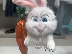 -URBAN REVIVO(济南世茂广场店)