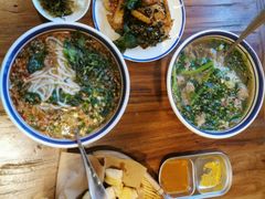 -云阿蛮云南生烫牛肉米线(奉贤路店)