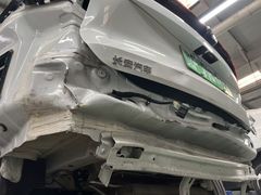 -畅通航行汽车钣金喷漆 无痕修复·局部喷漆