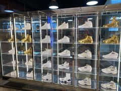 -Air Jordan(世贸天阶店)
