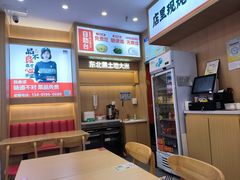-犟骨头排骨饭•大骨面(弘阳广场店)