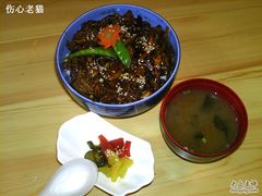 牛肉饭-将太无二·北美传奇寿司(瑞士公寓店)