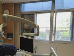 -上海仁爱医院口腔科 · 种植