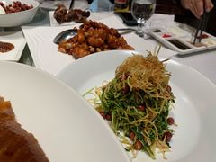 巧拌豆苗-四季民福烤鸭店(王府井灯市口店)