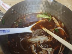 -魔都三兄弟酸辣粉·蘸卤炸串(虹桥万科店)