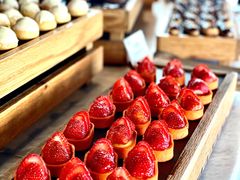 -锦厨国际自助餐厅 · 云端景观 (昆明索菲特大酒店)