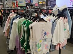 -唯品会(北京国瑞城店)