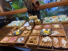 -银米·云南传统过桥米线(双廊黑金冠店)