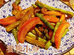蜜桃素炒-蜜桃餐厅·伴山(绿宝广场店)