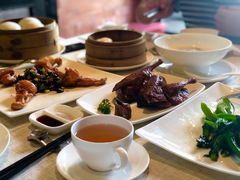 脆皮烧乳鸽-御宝轩(益丰·外滩源店)