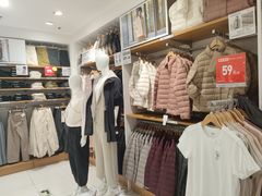 -优衣库(武汉国际广场店)