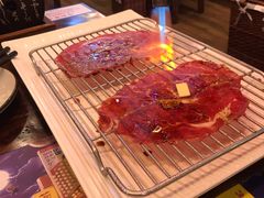 铺天盖地顶级澳牛肉火焰寿司-仙隐小鹿中華の日料(正弘城店)