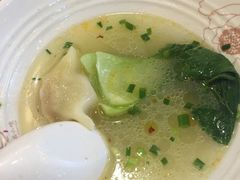 龙抄手-蓉李记成都名小吃(武汉菱角湖万达店)