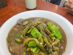 茄子炒蚬子-锅贴王海鲜小馆