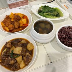 -梓爱月子中心(花都店)