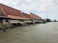 -曼谷湄南河畔华美达广场酒店
