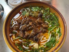 红烧牛肉粉-花溪牛肉粉(八鸽岩店)