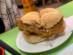 猪扒包-胜利茶餐室