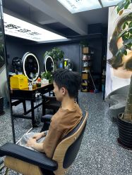 -藤野造型专业烫染接发