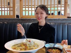 能喝汤的酸菜鱼-胡马八破·川菜小馆(高新万达店)