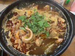 -三鞭一花·独一处·元英砂锅(海光寺店)