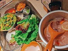 -蚂蚁洞·烤肉大营地(上海静安大悦城店)