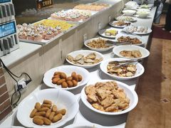 -百荷园蔬食自助餐厅(德辉广场店)