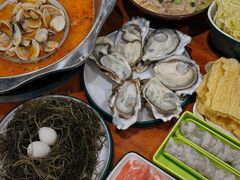 -老何家后安粉·糟粕醋海鲜火锅(三亚湾椰梦长廊店)