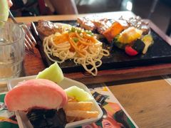-豪客来牛排(人民东路店)