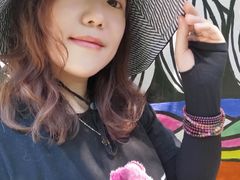 -百里峡七彩艺术小镇