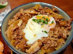 -8PINTS八品脱·日料·烧鸟·精酿小酒馆(莘庄店)