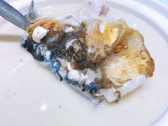 啫啫鱼头-粤·啫啫