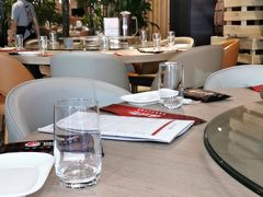 大堂-日进一片海.生腌海鲜火锅.宵夜烧烤(三里屯总店)