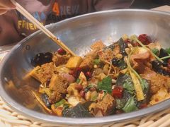 -拿渡麻辣香锅(世茂广场·工三店)