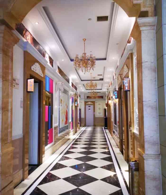 维唛量贩式ktv(望城公馆店)-"大概看是小孩去的,服务员不是很上心.