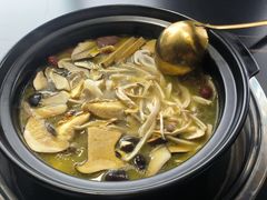 -野菌皇海景野生菌火锅(滨海大道店)