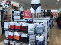 -优衣库(上海颛桥万达广场店)