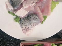 -得意咚瓜·顺德鱼生·冬瓜火锅(深圳首店)