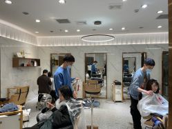 -FIND·M salon